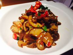 -多嘴超级肉蟹煲(杉杉国潮主题店)