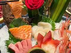 -蟹犇前•帝王蟹雪蟹(陆家嘴店)