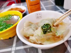 -潘国仙耳光馄饨(黄家阙路店)