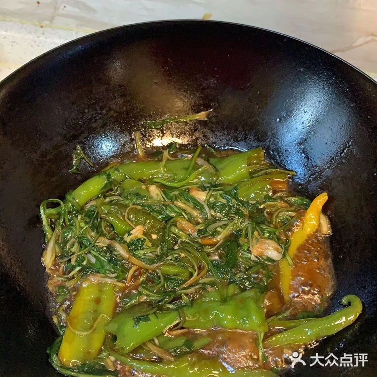 蘸酱吃 包个大包子 哈哈都好吃