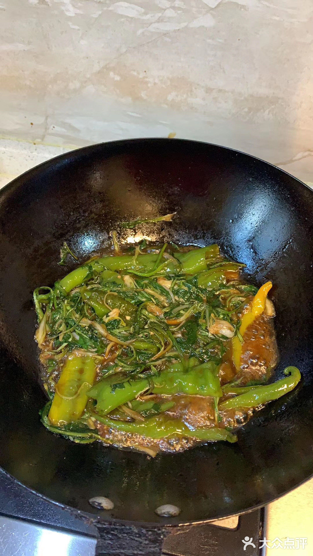 蘸酱吃 包个大包子 哈哈都好吃