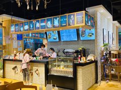 -藏猫猫咖啡主题馆(中央大道店)