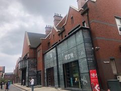 -钟书阁(松江泰晤士小镇店)