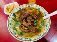 -金杨拉面王小吃面馆·牛三宝面·红烧牛肉粉