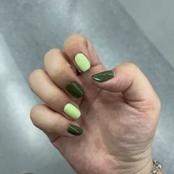 -蜜丝卡伦美甲美睫半永久