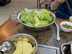 -黄利砖万峰林布依特色酸笋牛肉馆