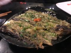 -何师烧烤·香辣蟹·川菜·30年老品牌(太古里旗舰店)