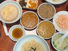 -裕兴记•蟹黄面馆(人民广场店)