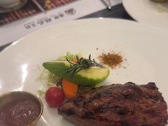 -澳莱酷品牛扒(开平东汇城店)