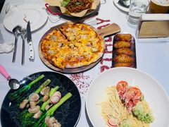 -静香HOUSE·全时段融合餐厅(七星欢乐颂店)