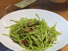 -黄泥岗·地道湖北菜(奥特莱斯店)