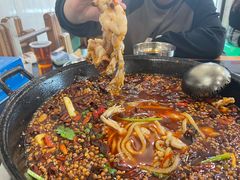 -鸿顺老铁锅美蛙鱼府(解放碑店)