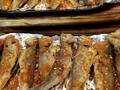 家常烧黄花鱼-老东镇啤酒屋海鲜加工·蒸汽海鲜·海鲜烧烤(台东店)