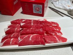 -海底捞火锅鲜切牛肉主题店(长寿路店)