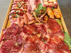 七彩祥云拼盘-正宗齐齐哈尔烤肉·齐牛哥鲜切炭火烤肉(杭州总店)