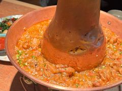 土司铜锅油焖鸡-浩海火燒雲傣家菜(芮欧百货店)