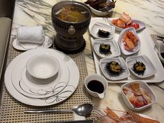 -雍和会海鲜姿造自助(湖东路店)