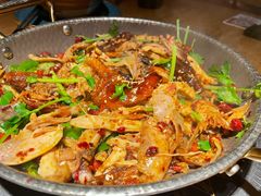 手撕扁担鸡-吃饭皇帝大(解放西路店)
