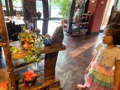 -大匠工房古船木艺术餐厅·猪肚鸡专门店(长白仙岛店)