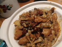 -快乐老家三鲜饺子东北菜(南六中路店)