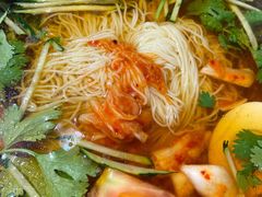 -东大桥小国抻面烧烤(长通路店)