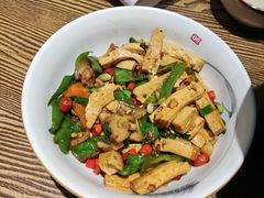 -佬湘楼·27年湘菜(天河都市广场店)