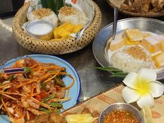 -小小集渔·泰式大排档(太古里香槟店)