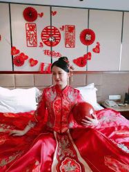 -愫·婚纱礼服馆(河东店)