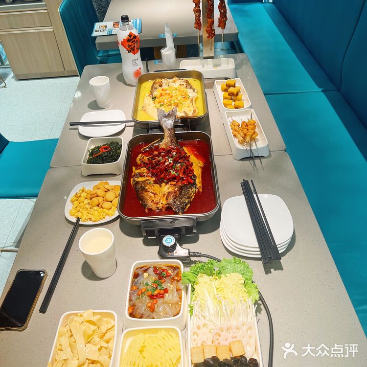 米饭🍚、饮料🥤、零食都是免费🆓自取，应了那句话该省省、该花花