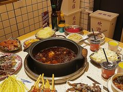 -佬缸炮江湖川菜(玉林店)