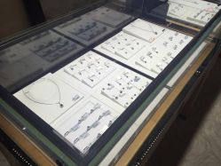 -北京七彩云南翡翠珠宝旗舰店(月坛店)