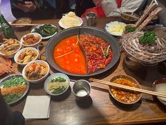 -萍姐火锅·公路夜市(武汉首店)