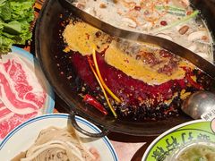 -周小明火锅(黑金冠社区店)