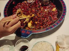 -何师傅美蛙鱼头(汉街店)