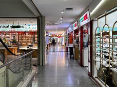 -三叶眼镜城批发市场(上海火车站店)