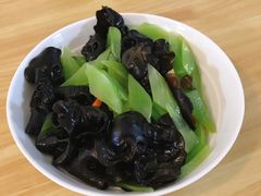 青笋炒木耳-张家小灶(东城店)