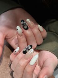 -猪猪女孩日式美睫美甲