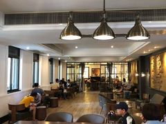 大堂-星巴克臻选(广州沙面店)