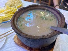 -霄汉牛三鲜湖北砂锅菜(万松园2店)