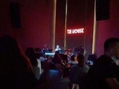 -TZ House音乐现场(来福士中心店)