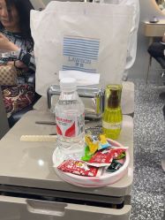 -Tloml salon