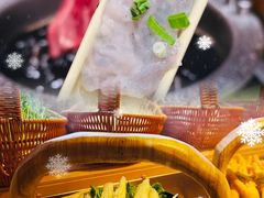-牛YO寿喜烧·铁板烧和牛火锅自助(市府恒隆店)