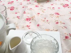 -燕庭·纯燕窝·甜品下午茶(南京西路店)