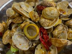 -江城燕子大排档(江汉路步行街店)