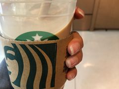 -星巴克(宁波东门银泰店)