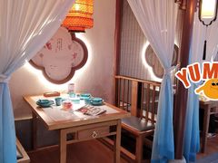 -荷塘秋月·本帮江浙菜(国权路店)