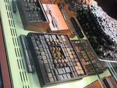 -LA MAISON DU CHOCOLAT(戴高乐机场T 2F店)