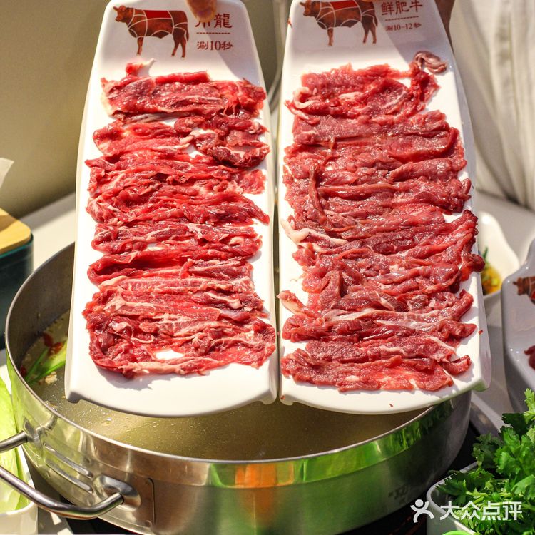 东郊这家牛肉火锅怎么每天都那么多人！