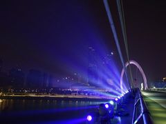 -南京眼步行桥