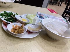 -桥香园云南过桥米线(金马碧鸡店)